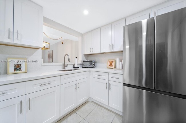 Photo - 8005 SW 107th Ave Unidad 122