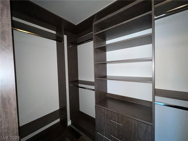 Photo - 10804 Leatherstocking Ave