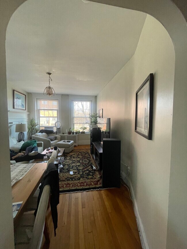 Photo - 1249 Beacon St Unidad 2