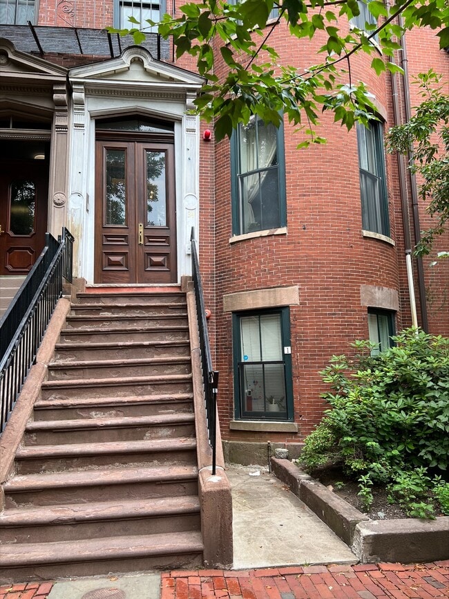 Photo - 34 Greenwich Park Unit 2