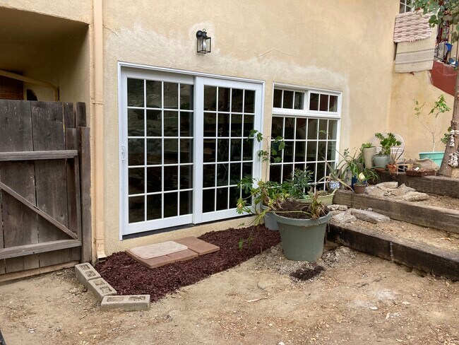 Gated garden and house entrance - 21621 Circle Trl Unit Garden