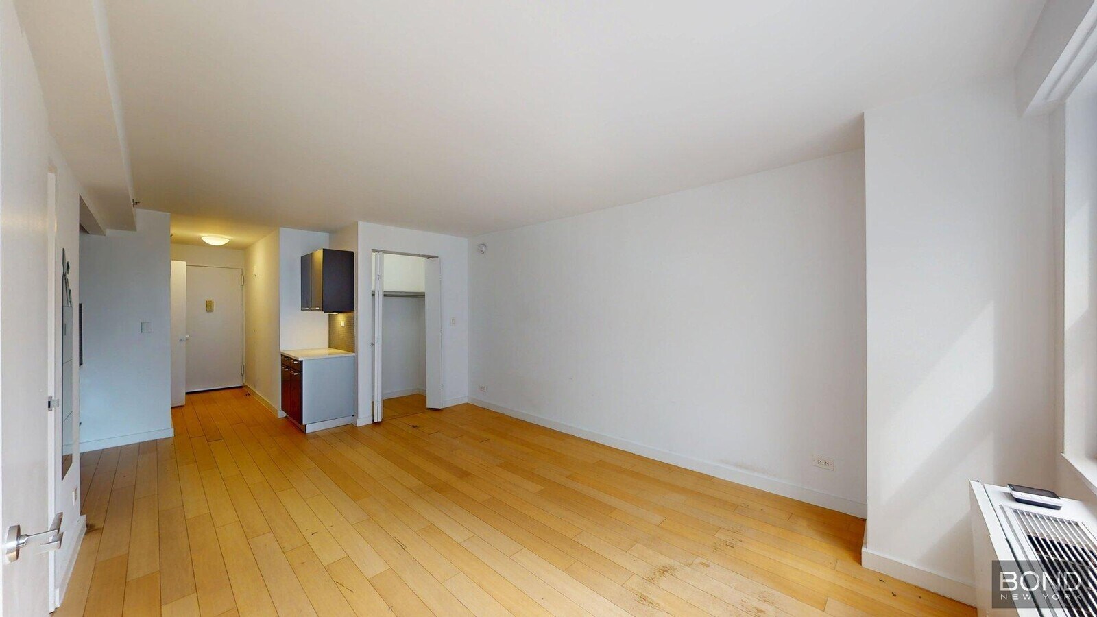 Photo - 222 E 39th St Apartment Unit 9C
