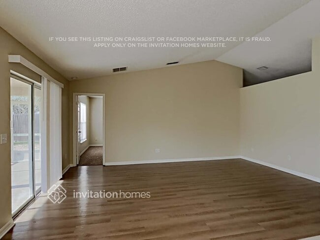 Photo - 2983 Foxboro Cir