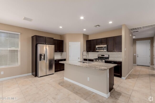 Building Photo - 10743 W Bronco Trail Rental