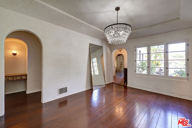 Photo - 6630 Colgate Ave