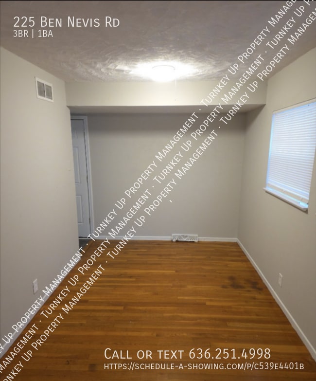 Photo - 225 Ben Nevis Rd