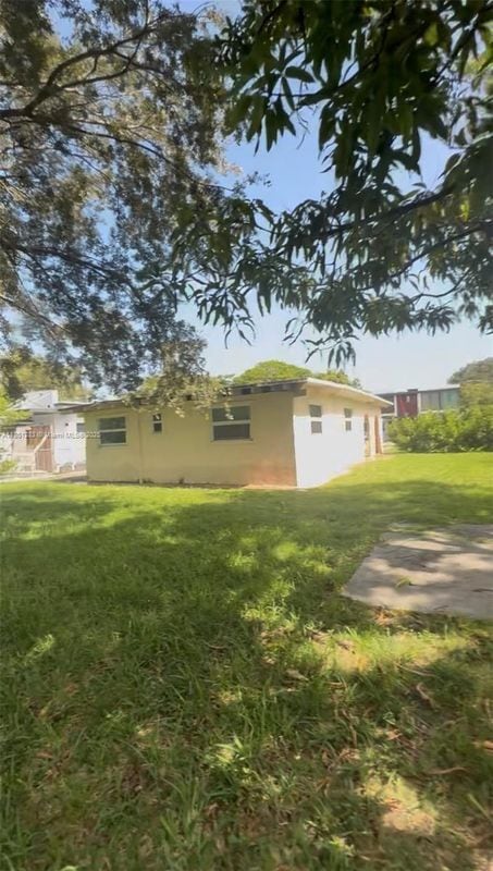 Photo - 1545 NE 128th St