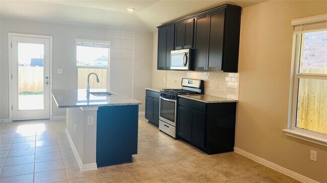 Photo - 14409 Castleford Dr