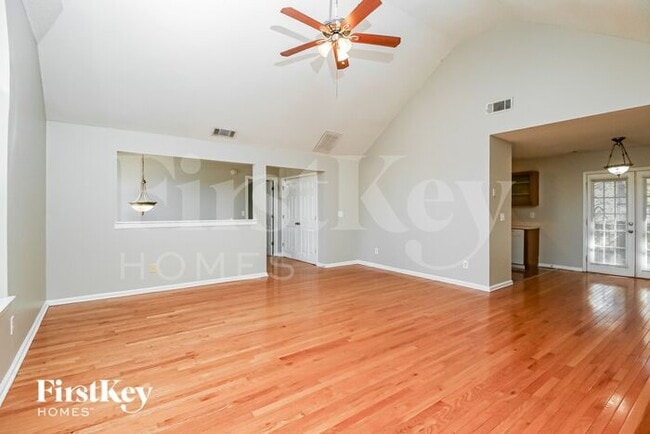 Photo - 4634 Idlewood Park