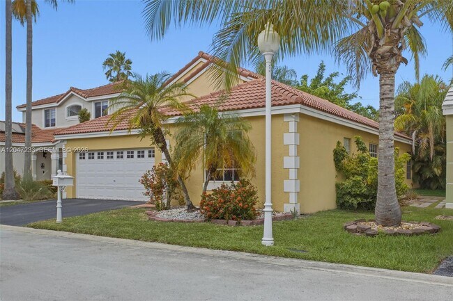 Photo - 411 Bermuda Springs Dr