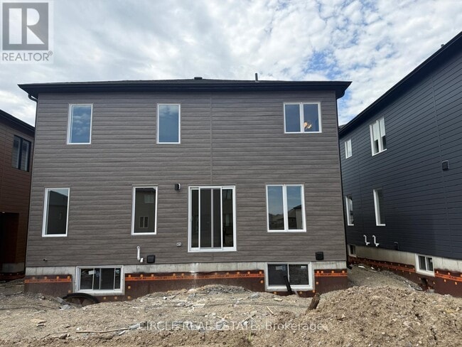 Photo - 64 Creighton Dr