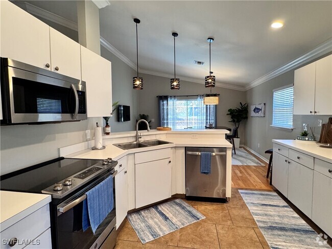 Building Photo - 17974 Oakmont Ridge Cir Rental