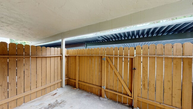Building Photo - 18181 Happy Ln Unit 18(#181)