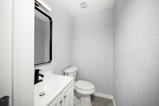 Photo - 16415 Woodrow St Unit 24