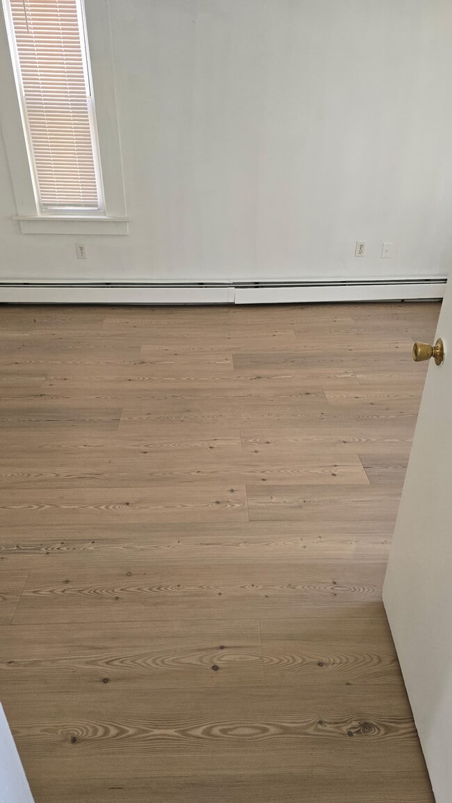 Photo - 13 Saltonstall Ave Unit 1st Floor