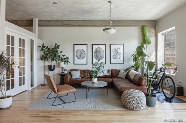 Building Photo - 1499 Blake St Unit 6G