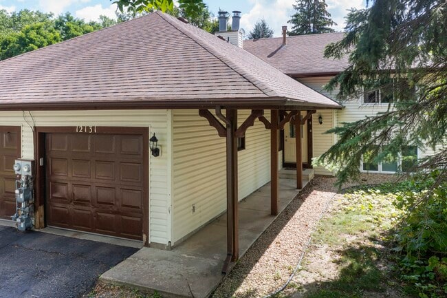 Photo - 12131 62nd Ave N Unidad 12131 62nd Ave N, Maple G