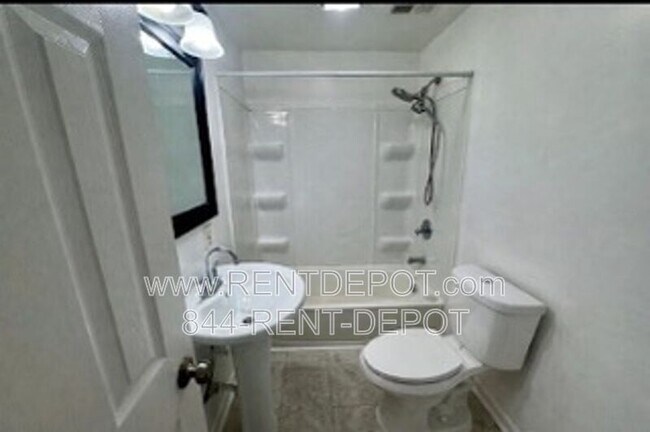 Photo - 5515 N New York Ave