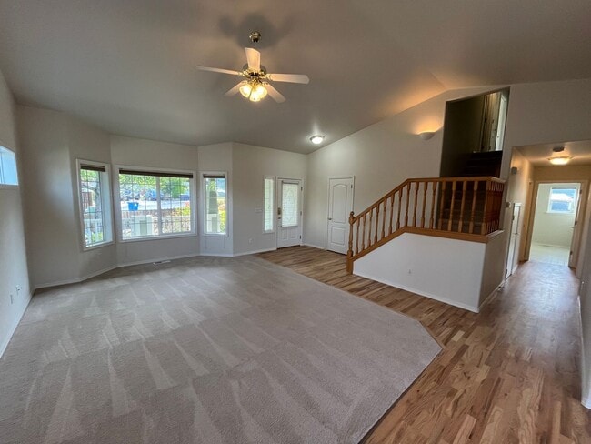 Photo - 3111 NE Dennis Ct
