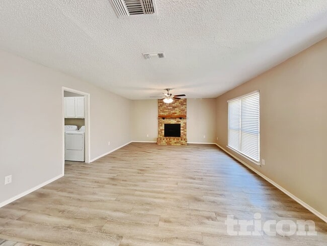 Photo - 4103 Orchard Hill Dr