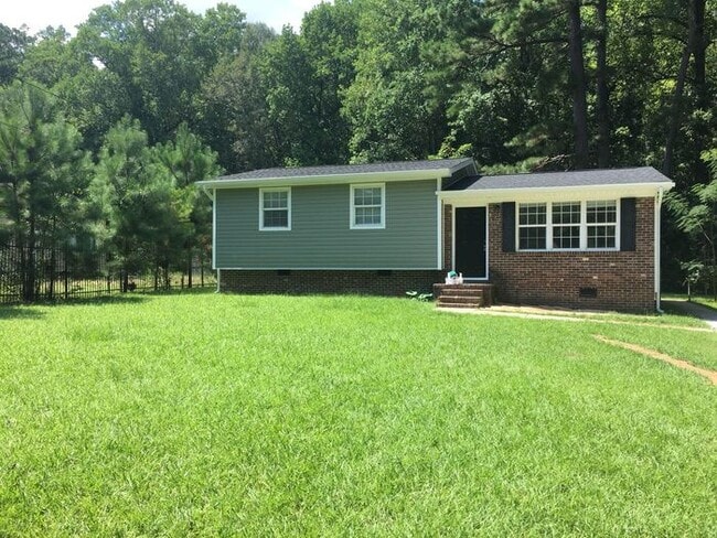 Photo - 2549 Vestal Ave Casa