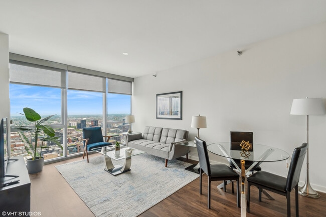 Photo - 727 W Madison St Unidad ID1298151P