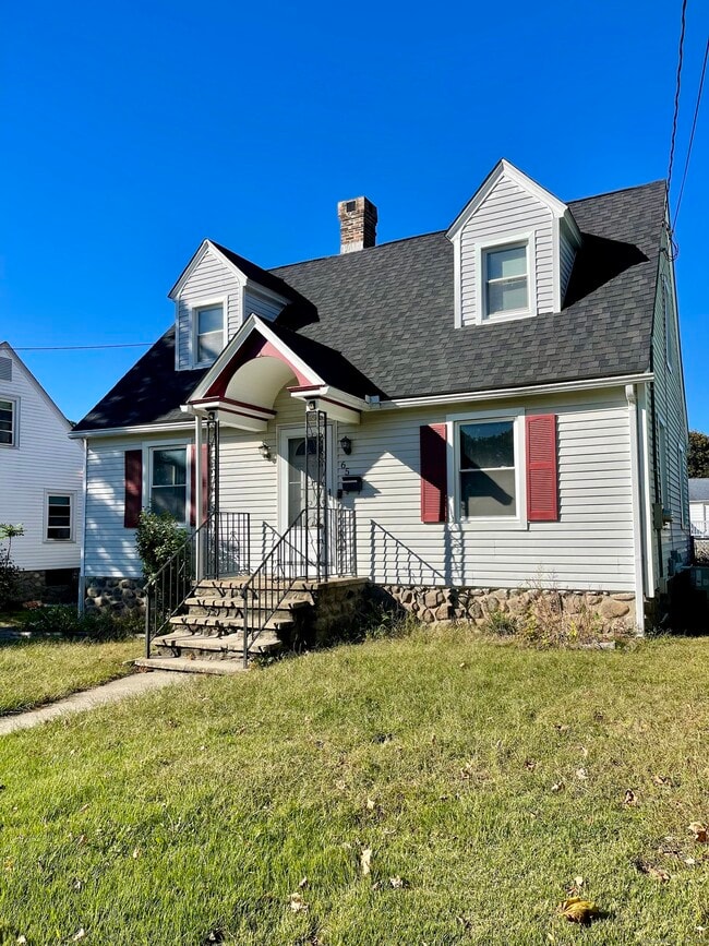Photo - 65 Hinsdale Ave