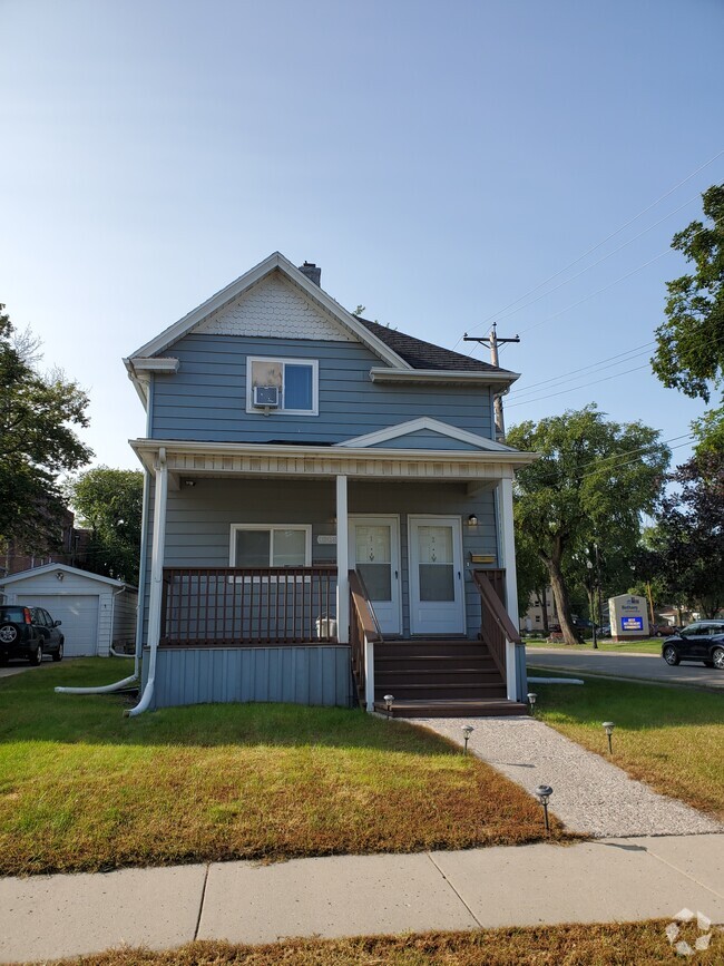 Building Photo - 1208 2nd Ave S Unit 1 Rental