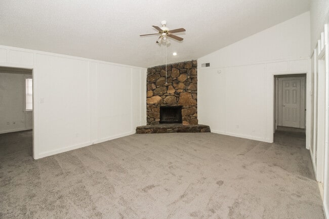 Photo - 6218 Ridgeline Dr
