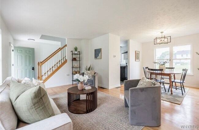 Photo - 76 Alverstone Way