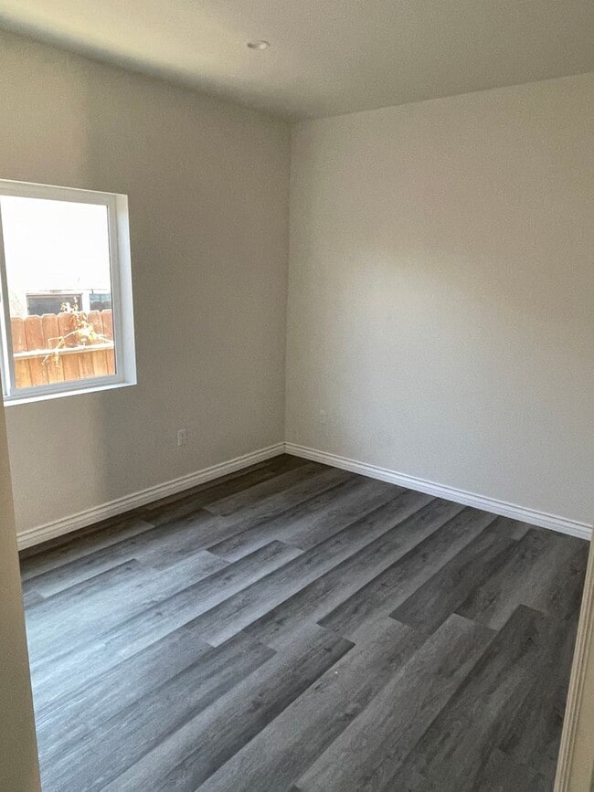 Photo - 2804-2806 W Grand Ave Unit 2806