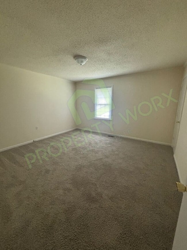 340 Sharpe Rd