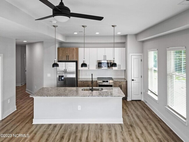 Photo - 4711 Azalea Landing Dr Unidad Eva