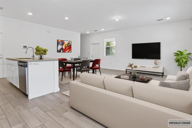 Photo - 846 SE 19th St