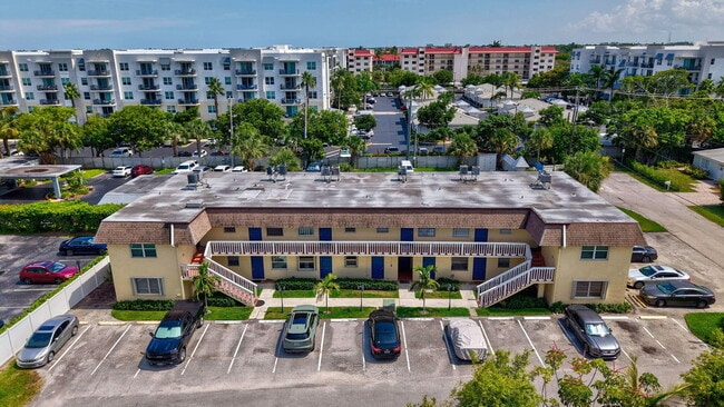Photo - 1204 S Lake Dr Unit 3