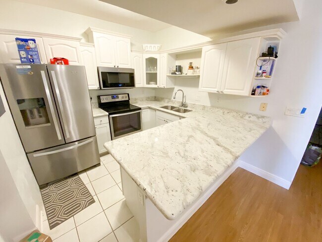 Photo - Union Street Station #304