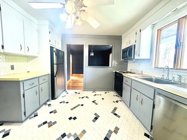 53 Breck Ave