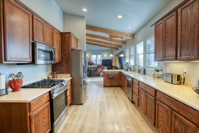 Photo - 600 S Ridge Dr