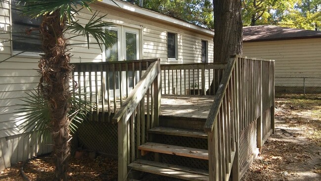 Photo - 3031 W Bert Kouns Industrial Loop