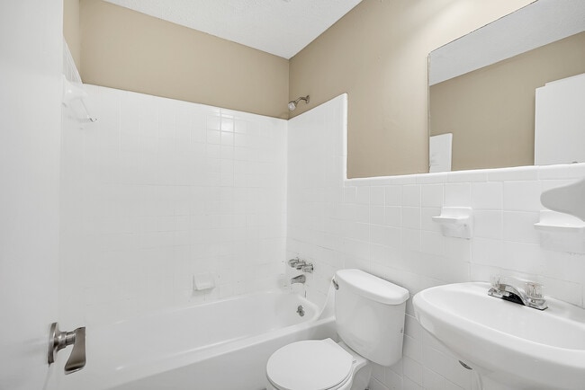 Photo - Clairmont Hill