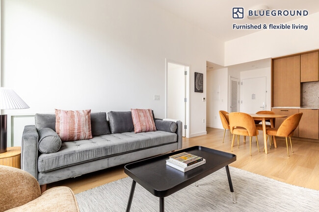 Photo - 655 Union St Unidad FL15-ID1847