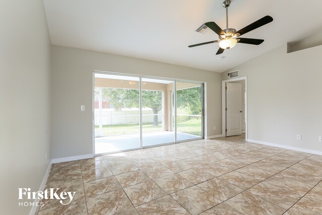 Photo - 538 Flamingo Ave S