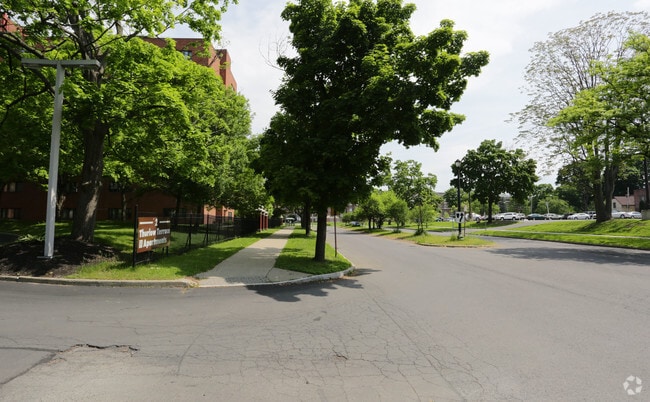 Photo - Thurlow Terrace Apartments
