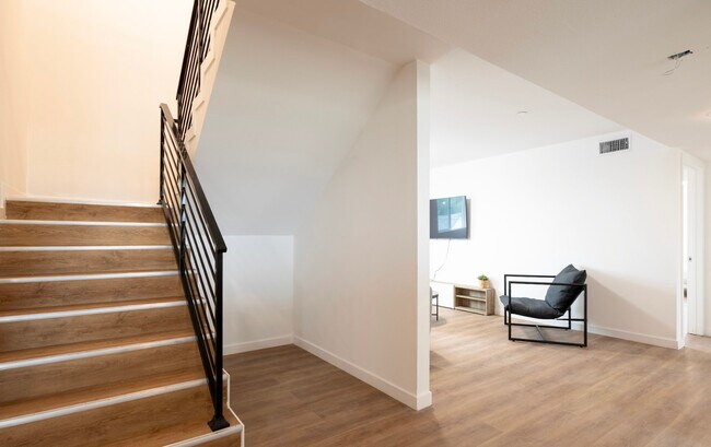 Photo - 2642 Brighton Ave