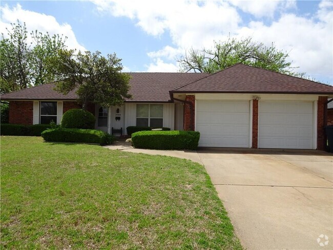 Building Photo - 2504 NW 112th St Rental