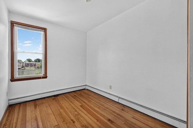 Photo - 25 W 15th St Unit #6