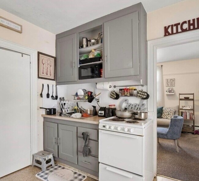 Photo - 101 Lowell St Unidad 3