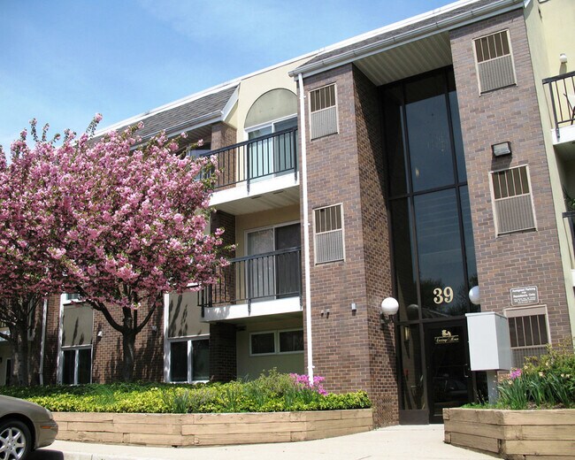 Photo - Carriage House