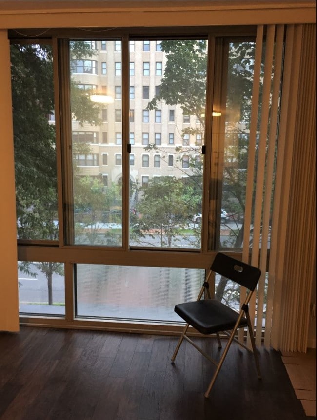 Photo - 950 25th St NW Unit 308N