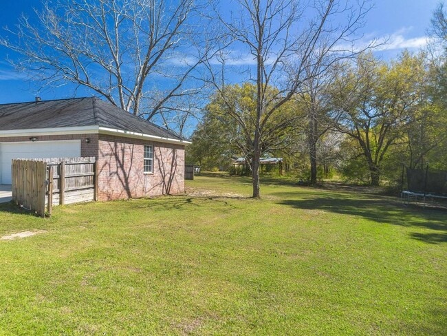 Photo - 17259 Moran Rd